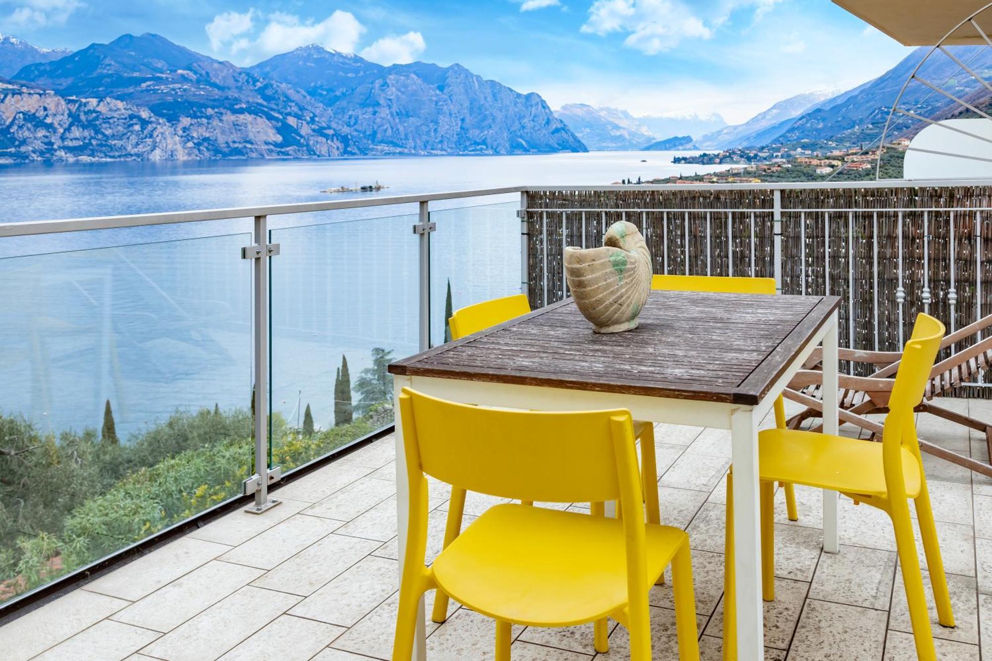 Aparthotel Ca de l Angelon Brenzone sul Garda Exterior foto